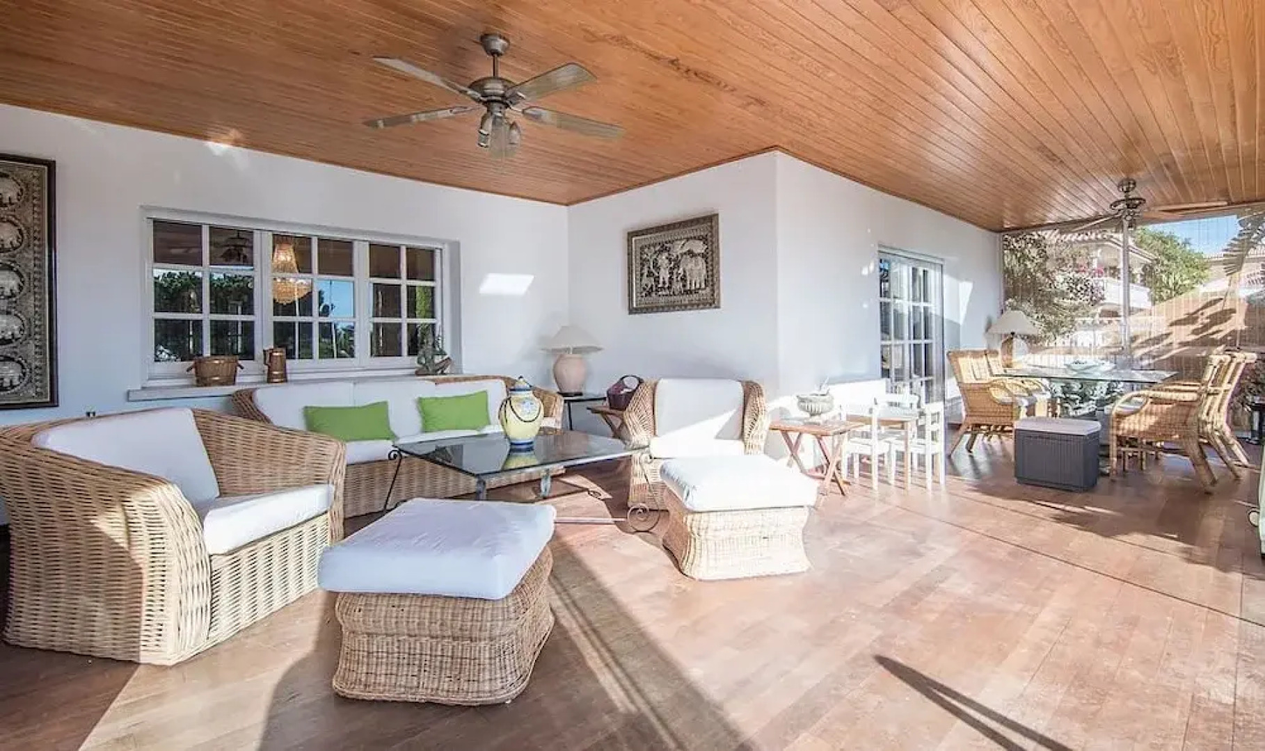 Gallery Villa 650M from the Beach (R81)