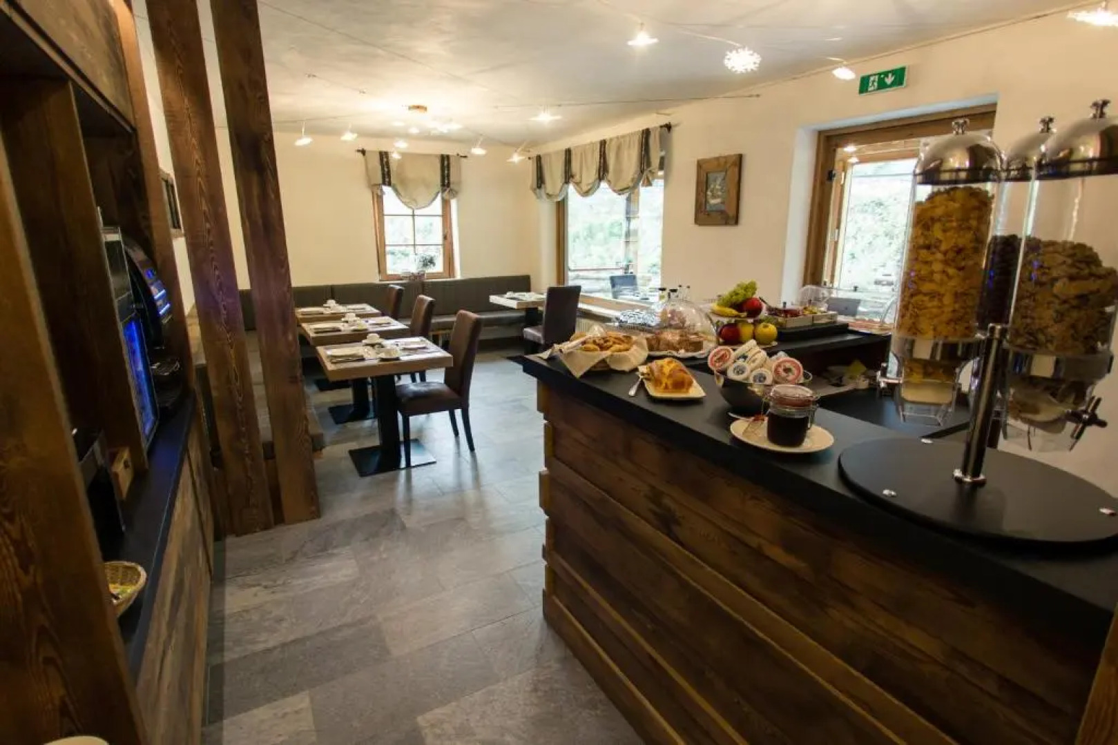 Hotel Les Montagnards