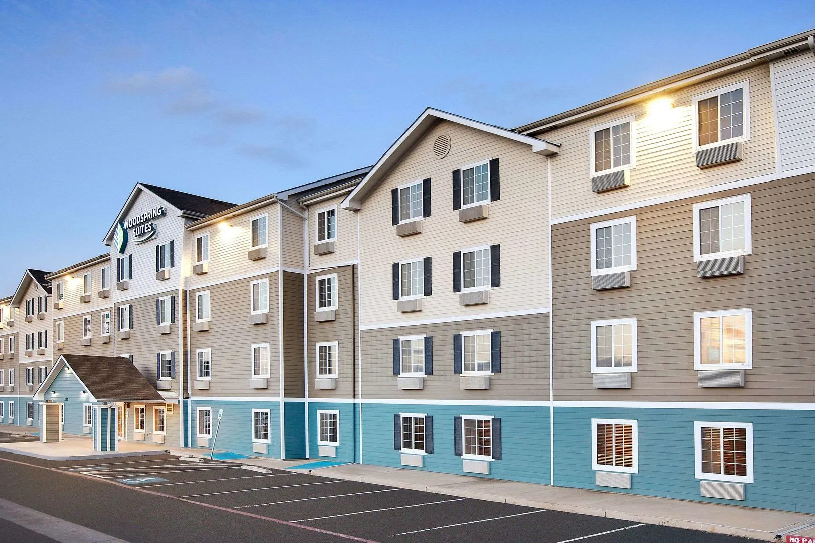 Extended Stay America Select Suites - Laredo