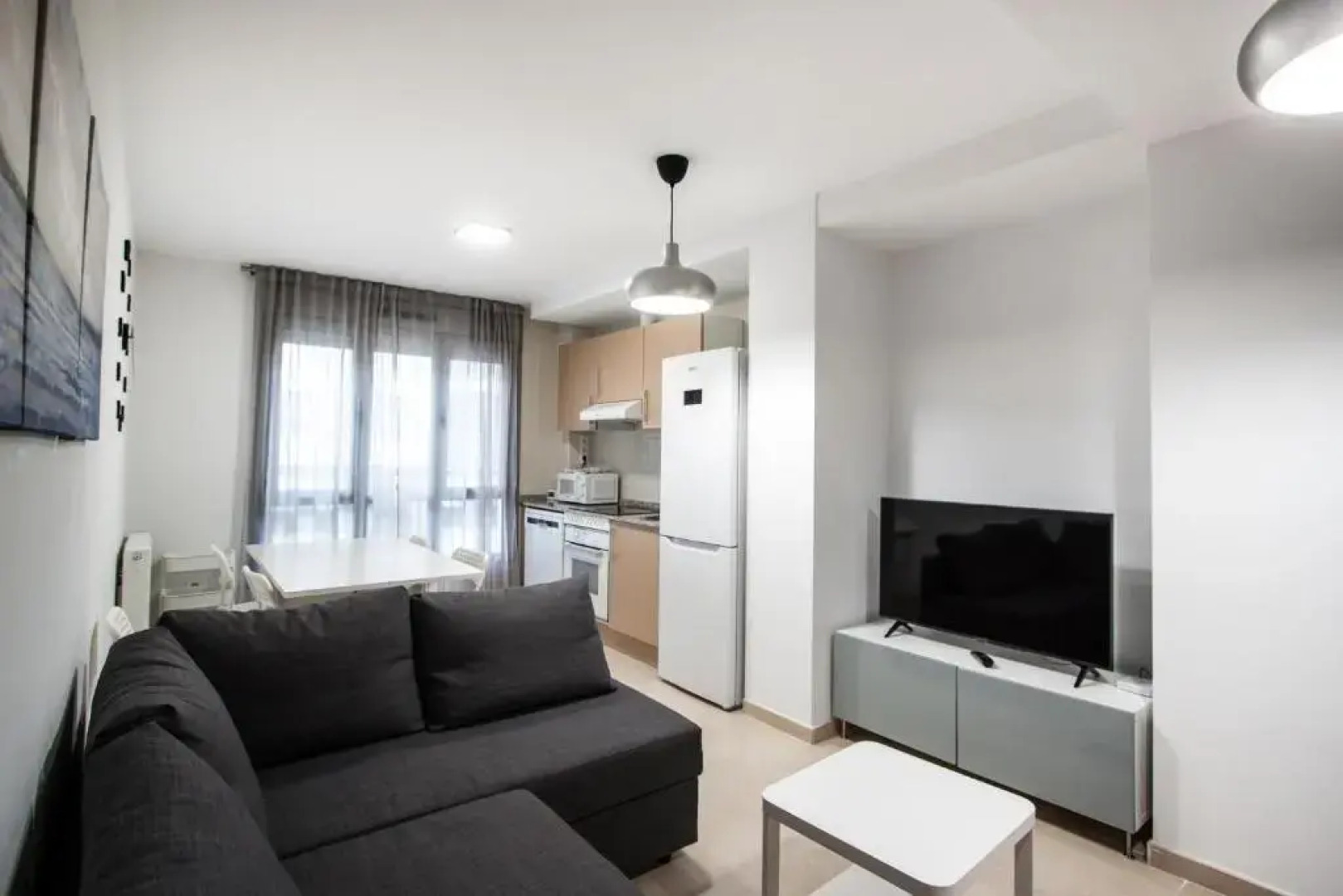 Esguil, apartamento con piscina, a 3 km de la playa