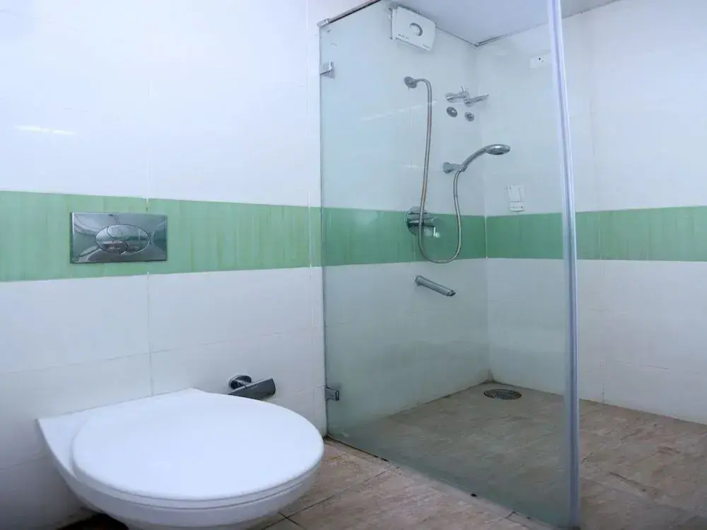 Hotel Udayee International