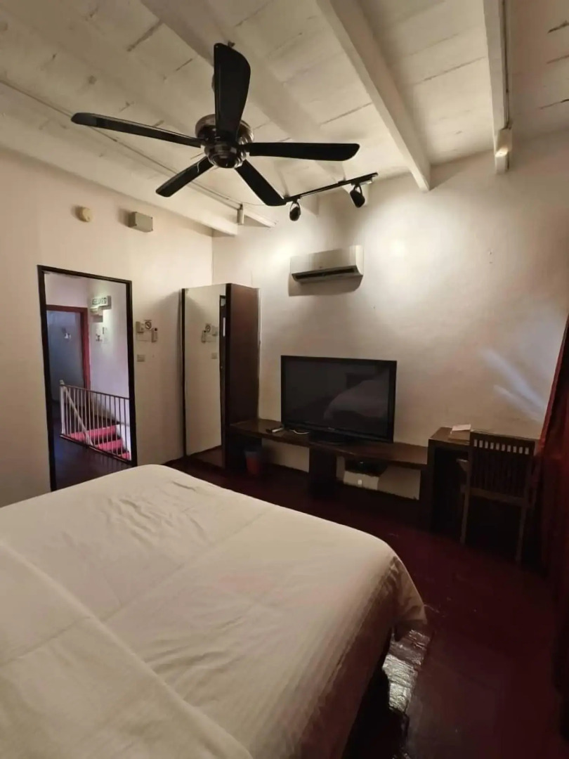 Red Inn Court - Hostel