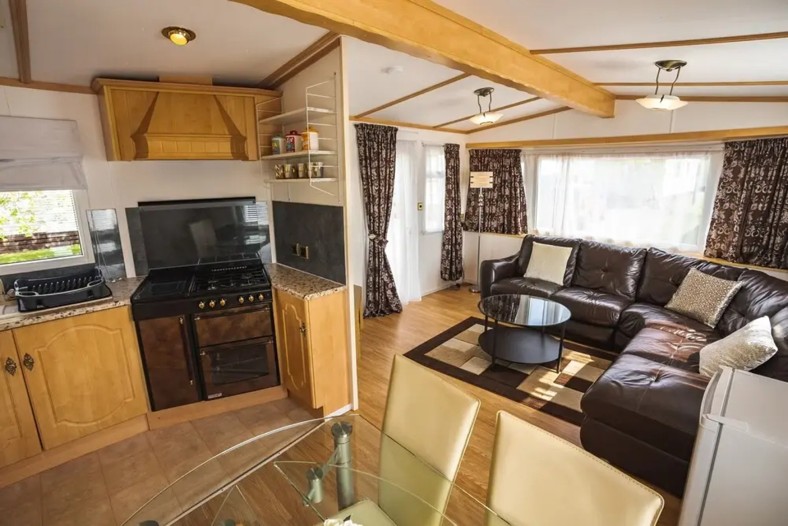 Lochlands 2BR Family Caravan - Pets - Play Park