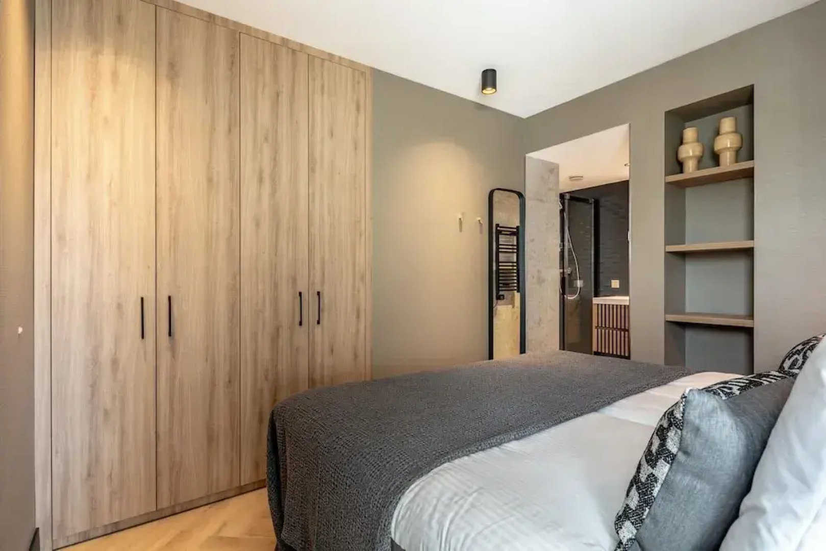 Spacious One-room Apartment in Delft