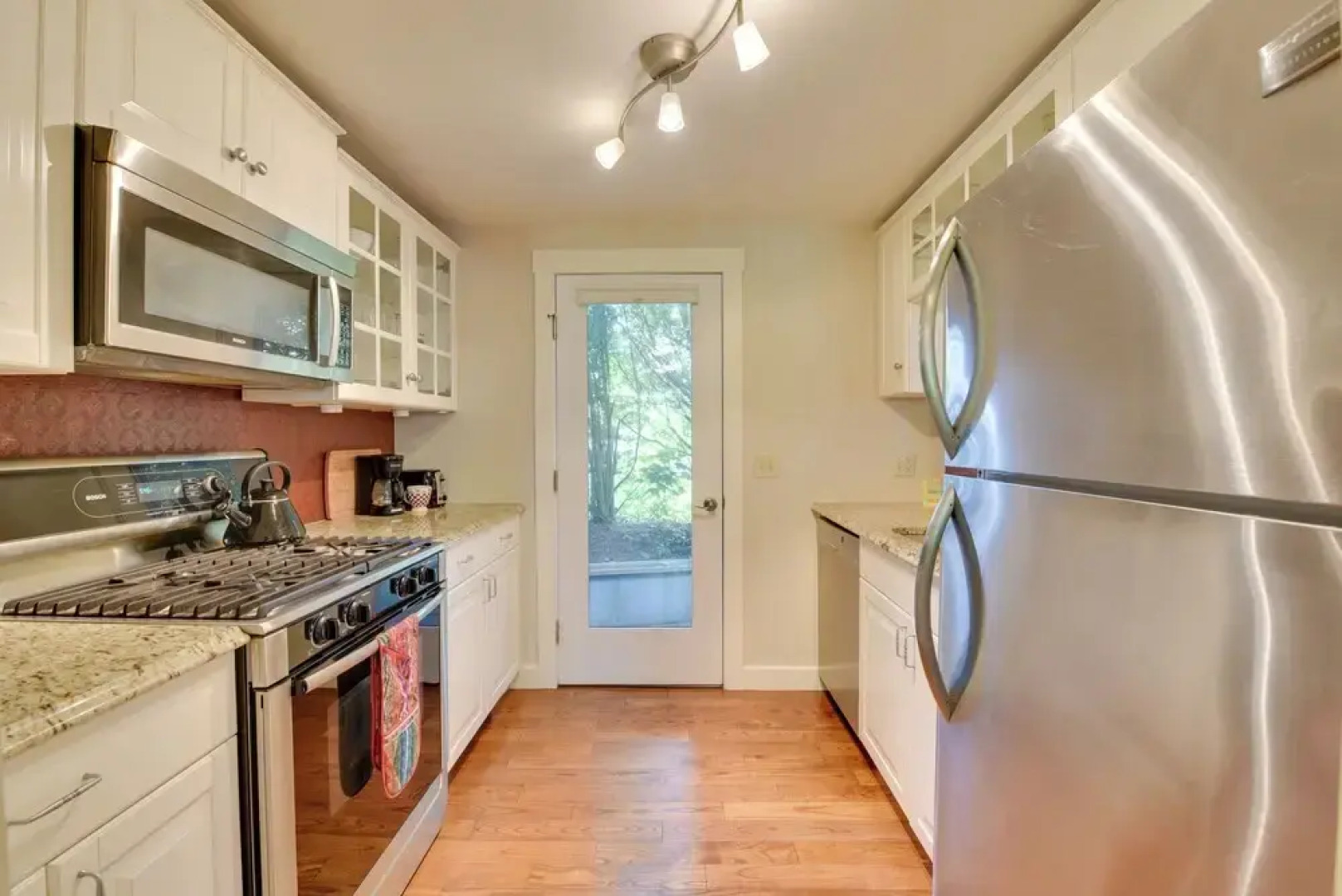 Provincetown Condo: Half Mi to Historic District!