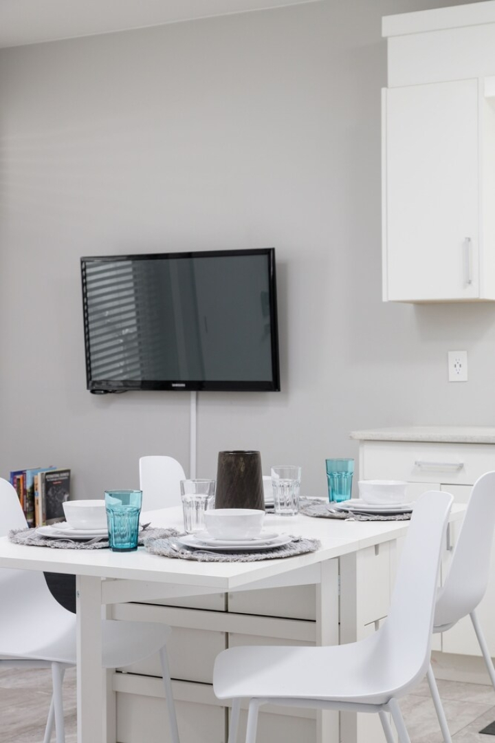 11058 - 83A Bsmnt Suite