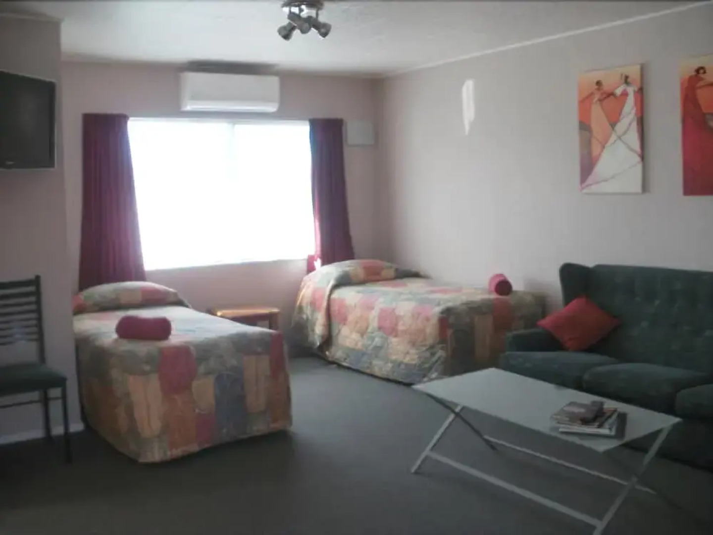 Gloucester House Motel