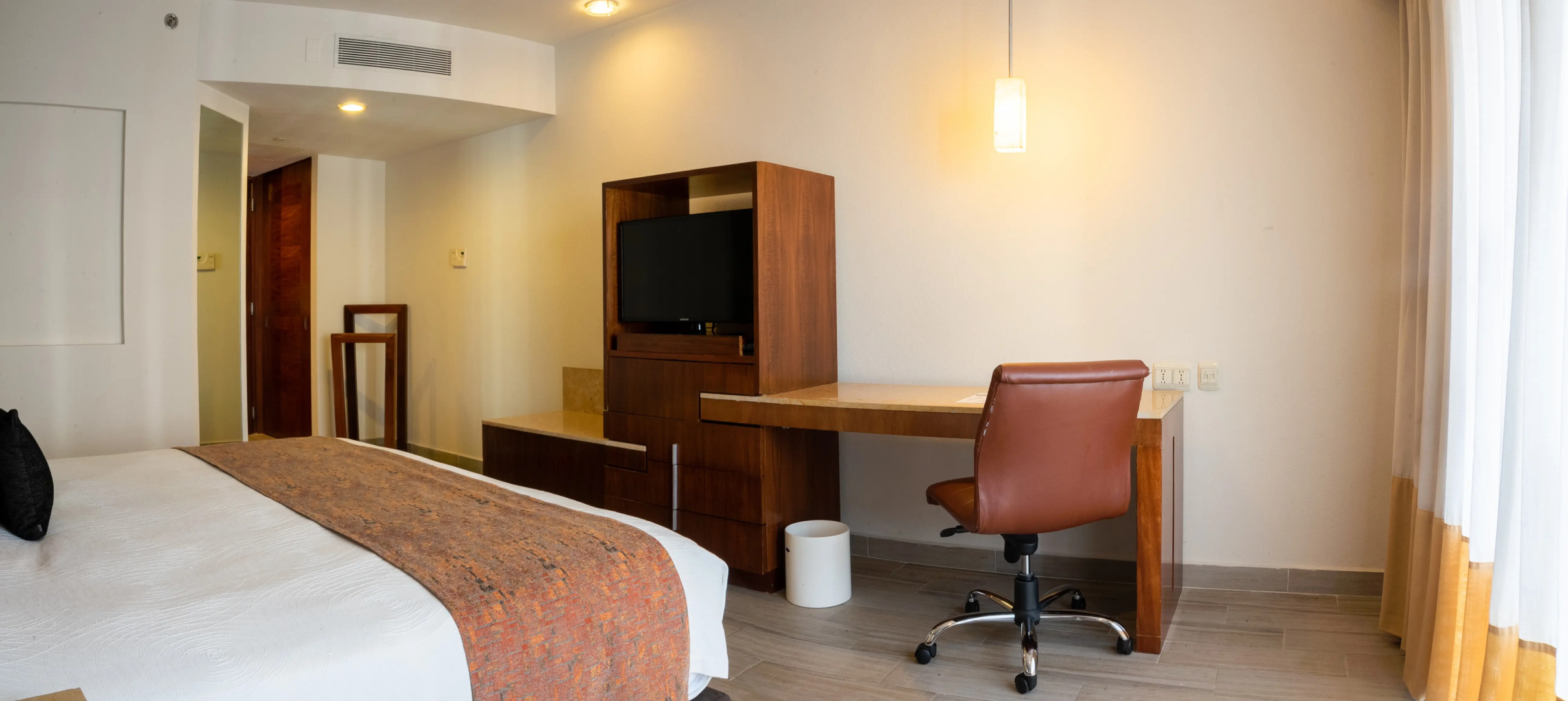 Real Inn Guadalajara Expo