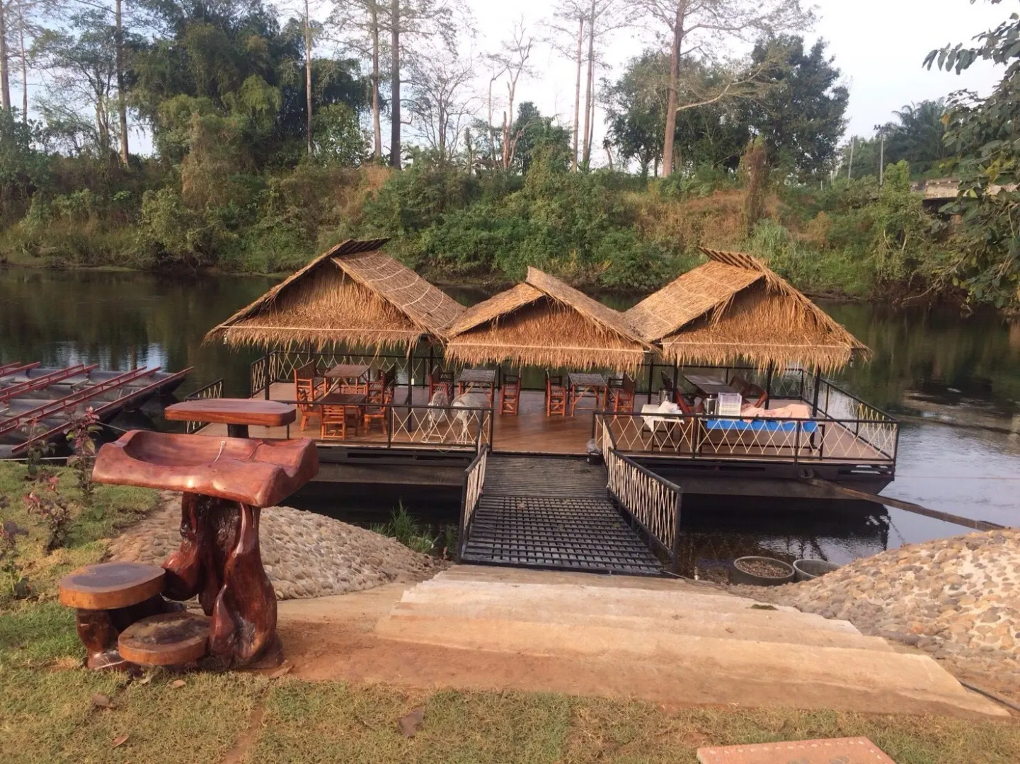 The Raft Land Resort