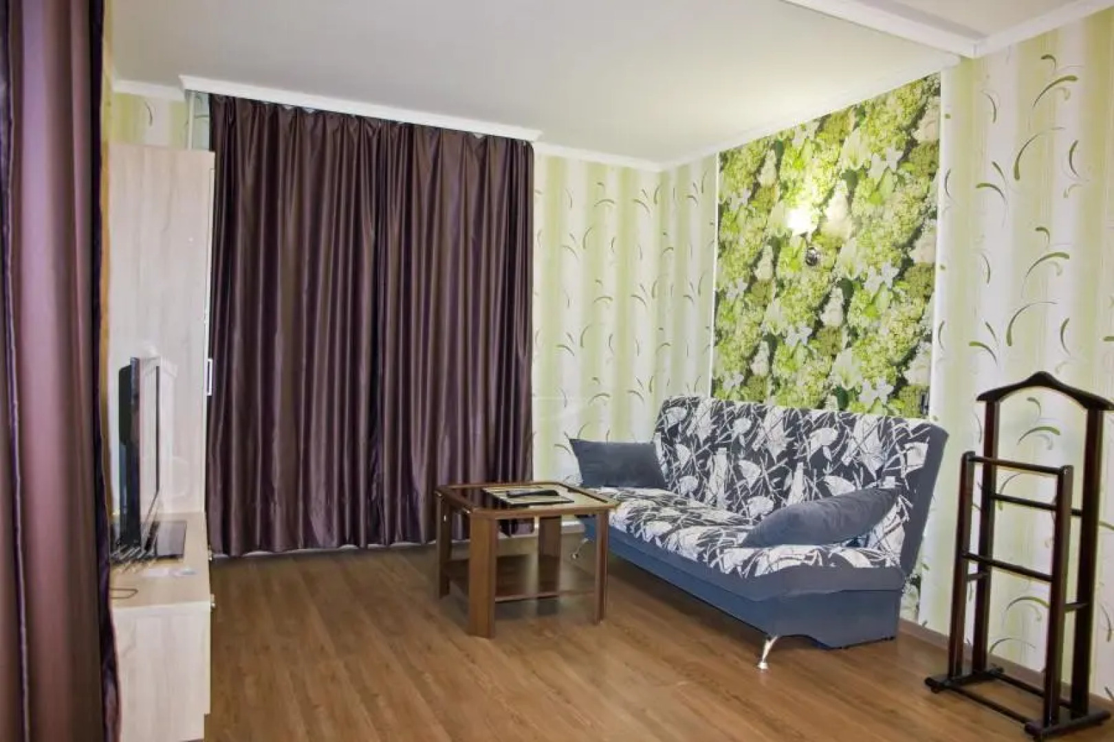 Барбарис на улице Пятилетки 113