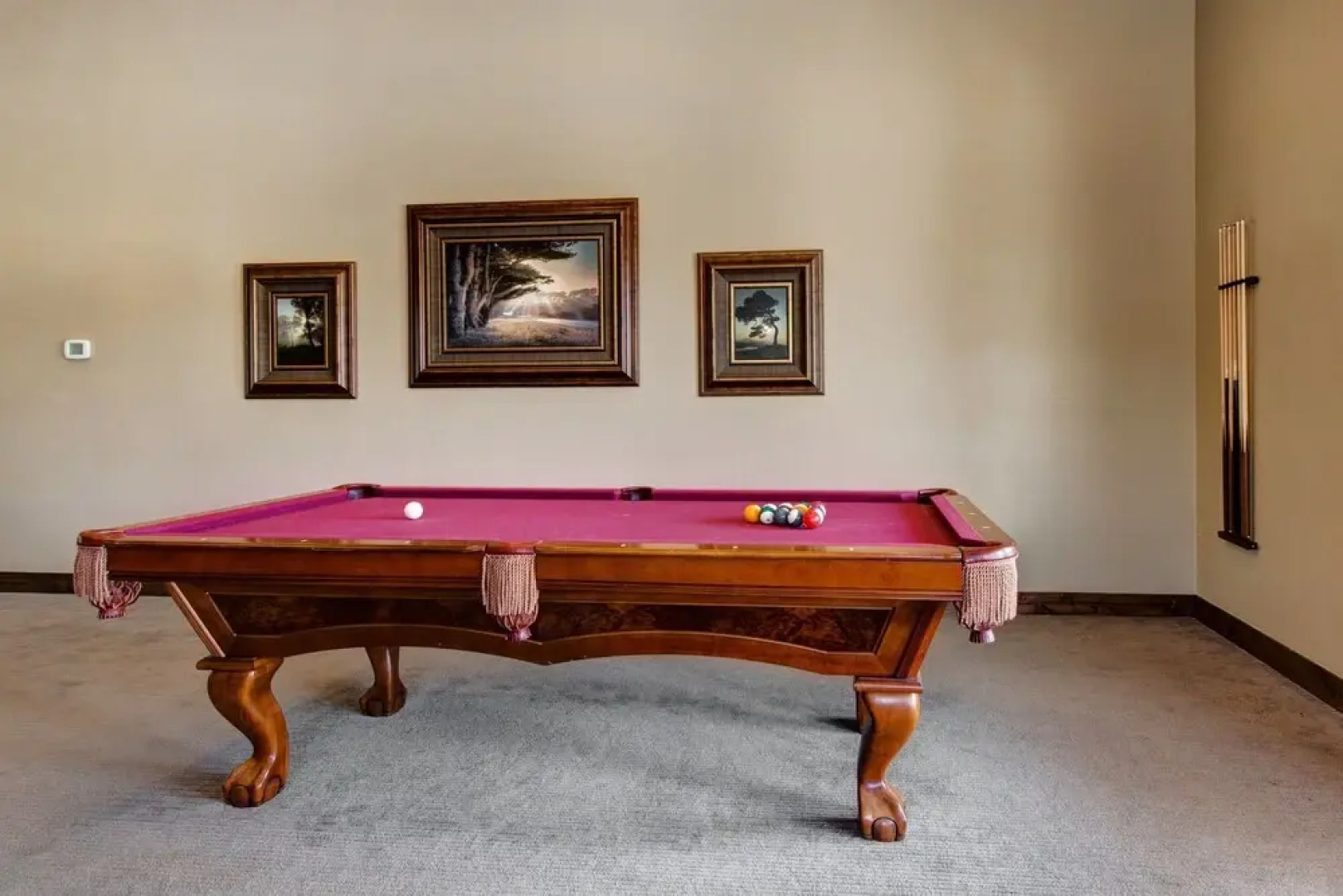 999wabig 4 Bedroom Home