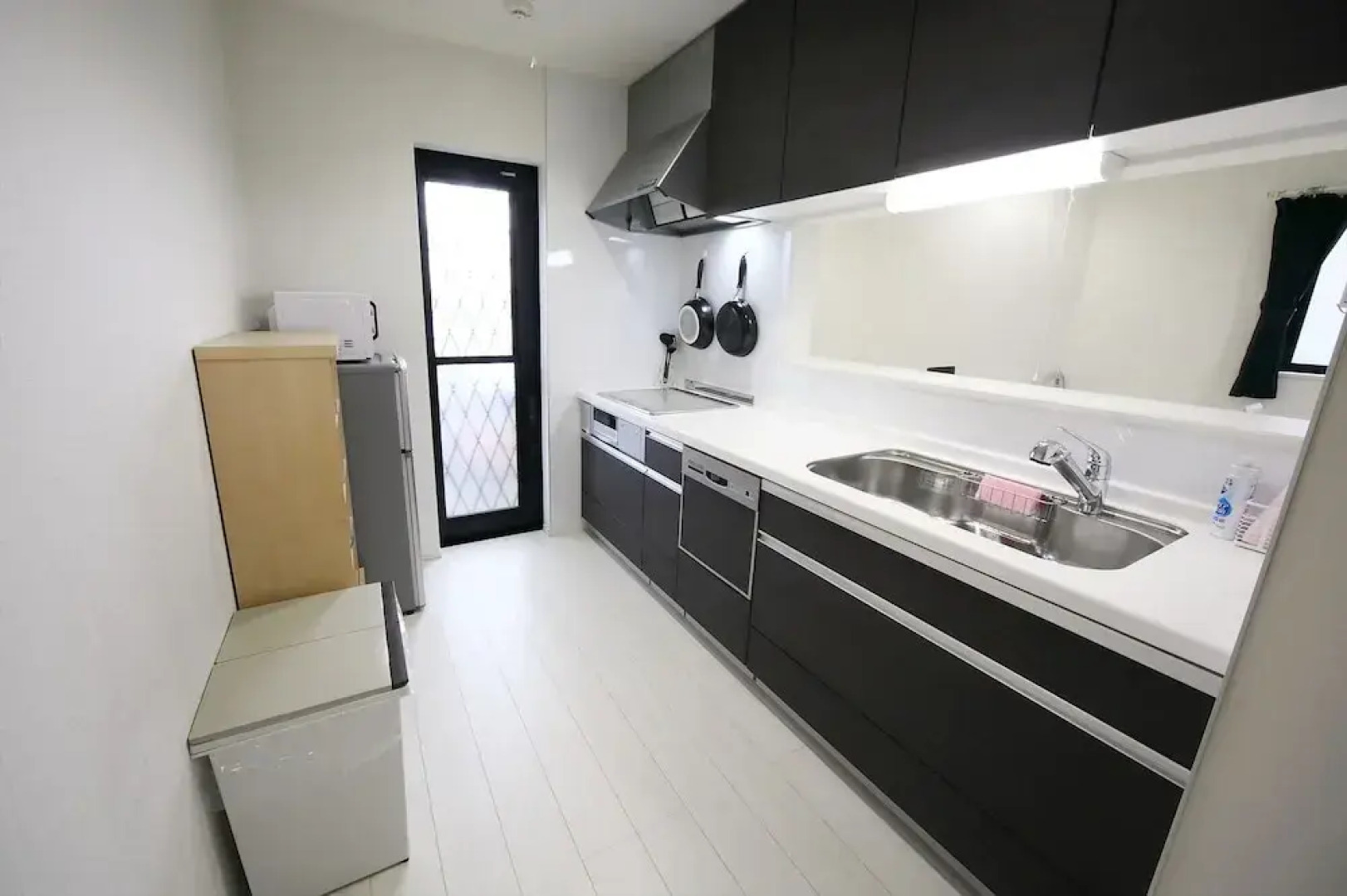 Neyagawa Station House