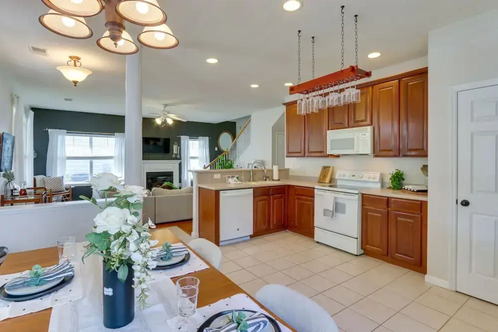 Bluffton Vacation Rental w/ Private Hot Tub