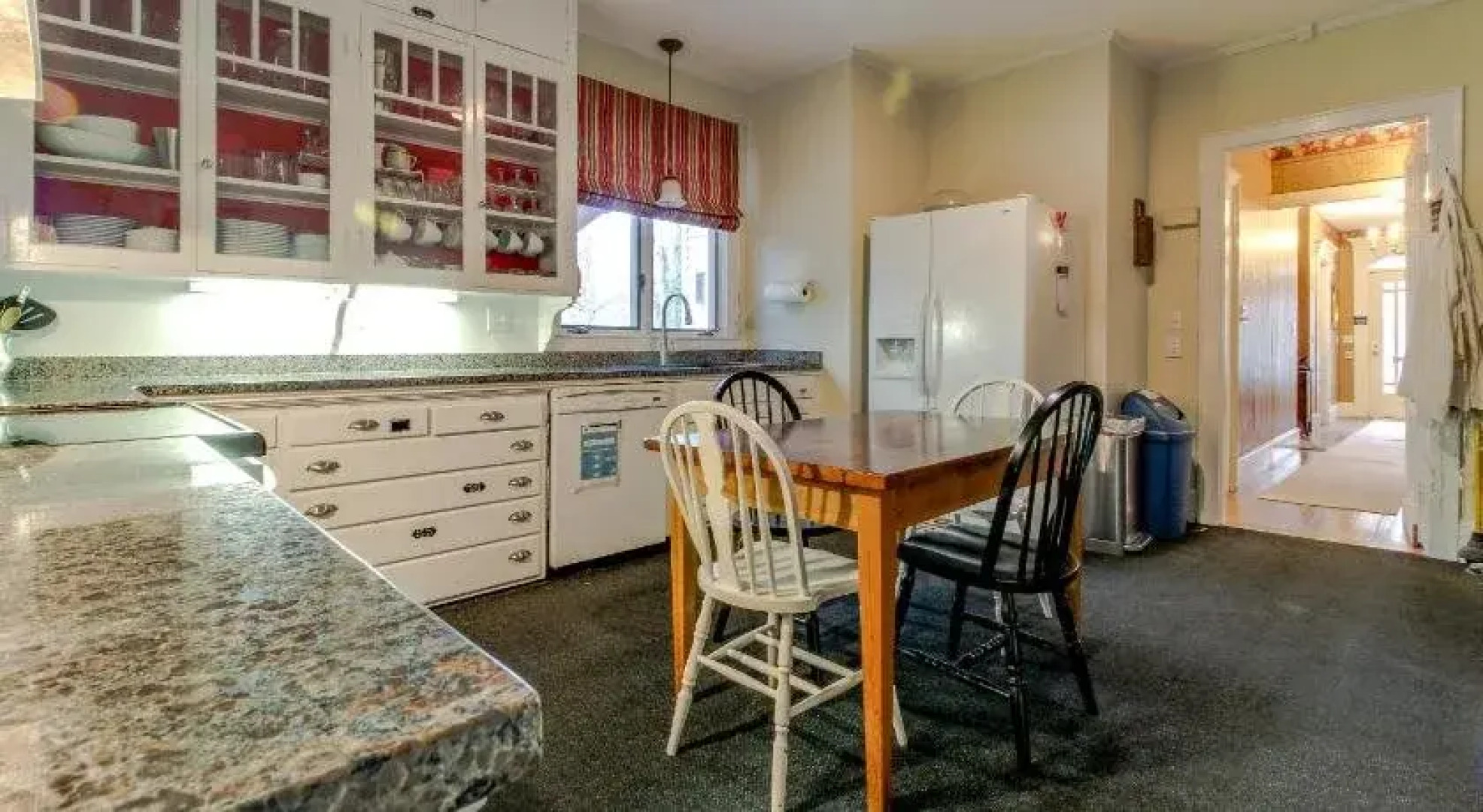 Captain Lawrence Inn