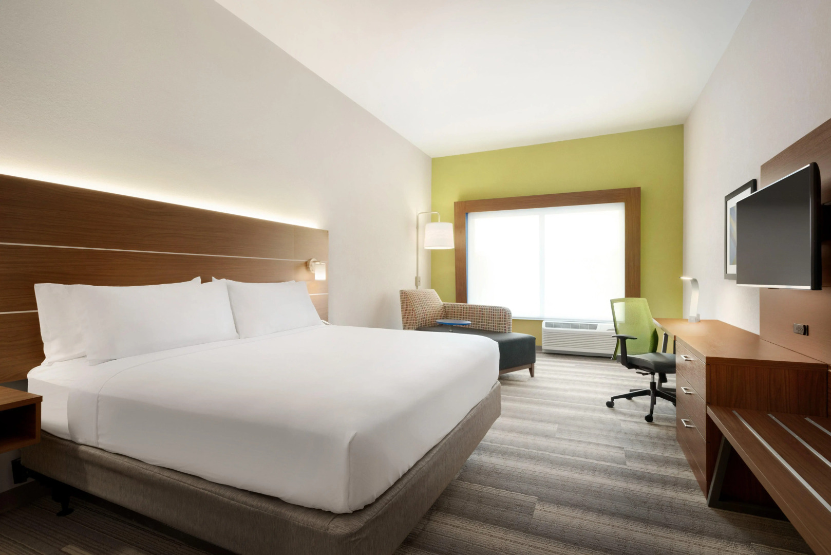 Holiday Inn Express & Suites-Cincinnati South - Wilder by IHG