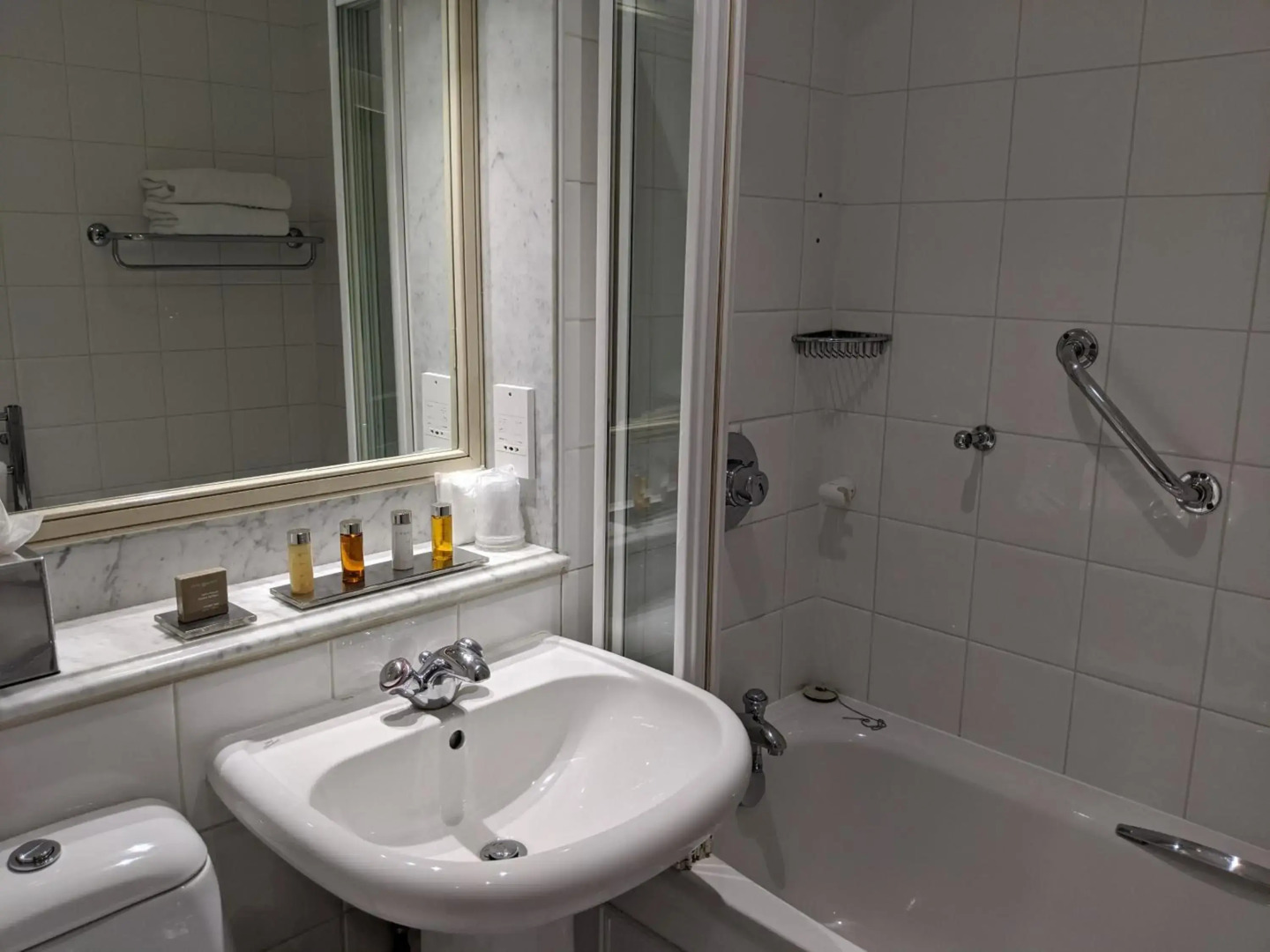 Cotswold Lodge Hotel