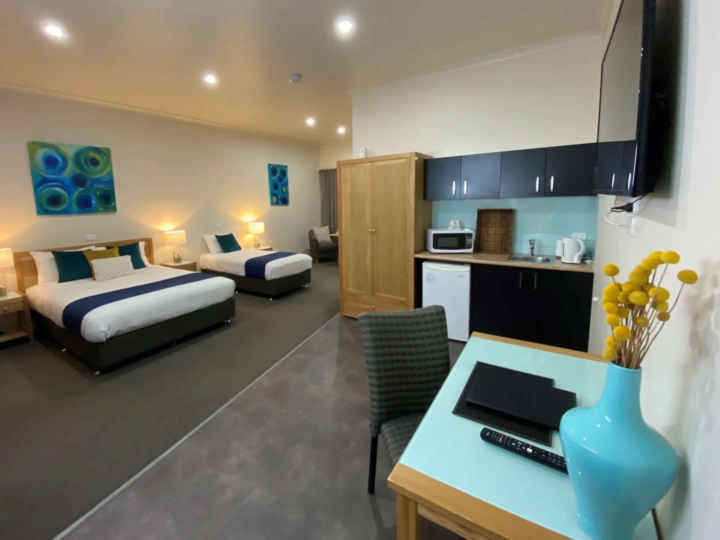 Coastal Waters Motor Inn