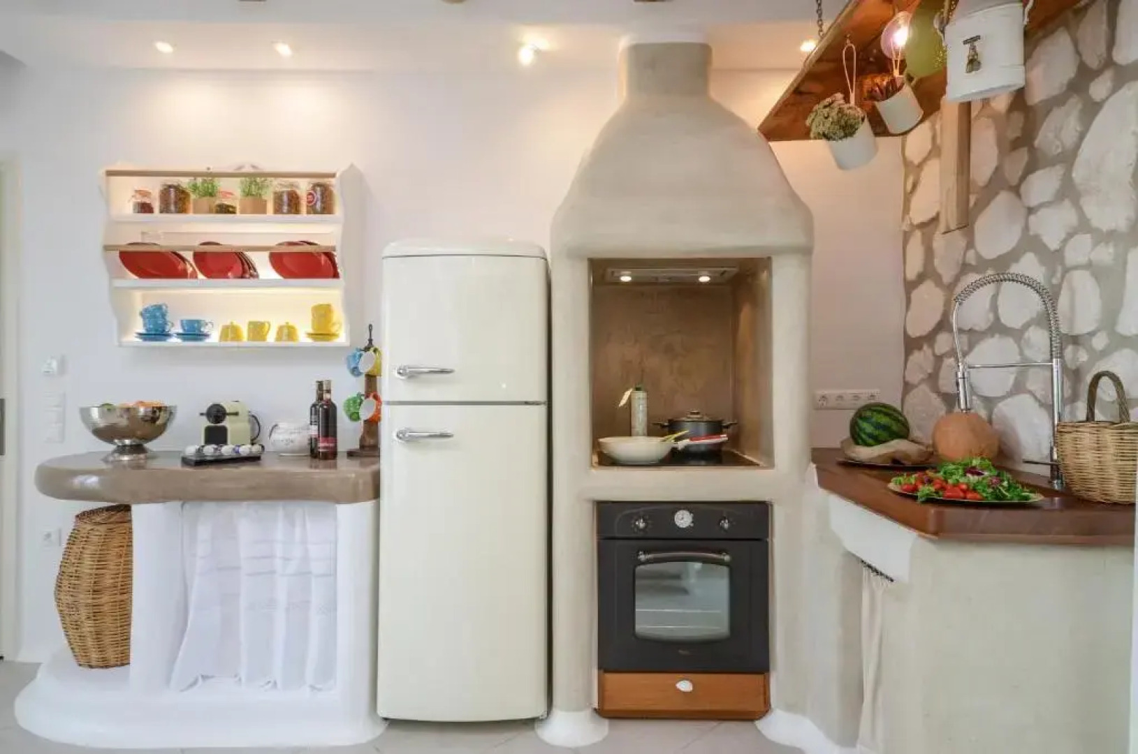 Naxos Euphoria Suites