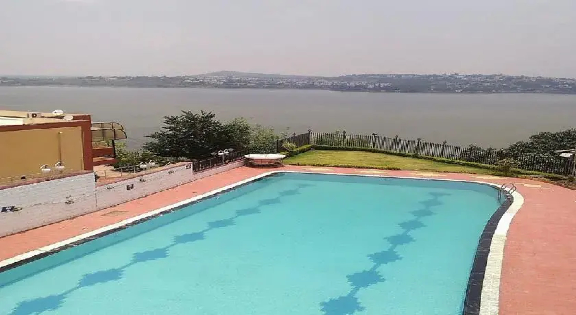 Hotel lake View Ashok