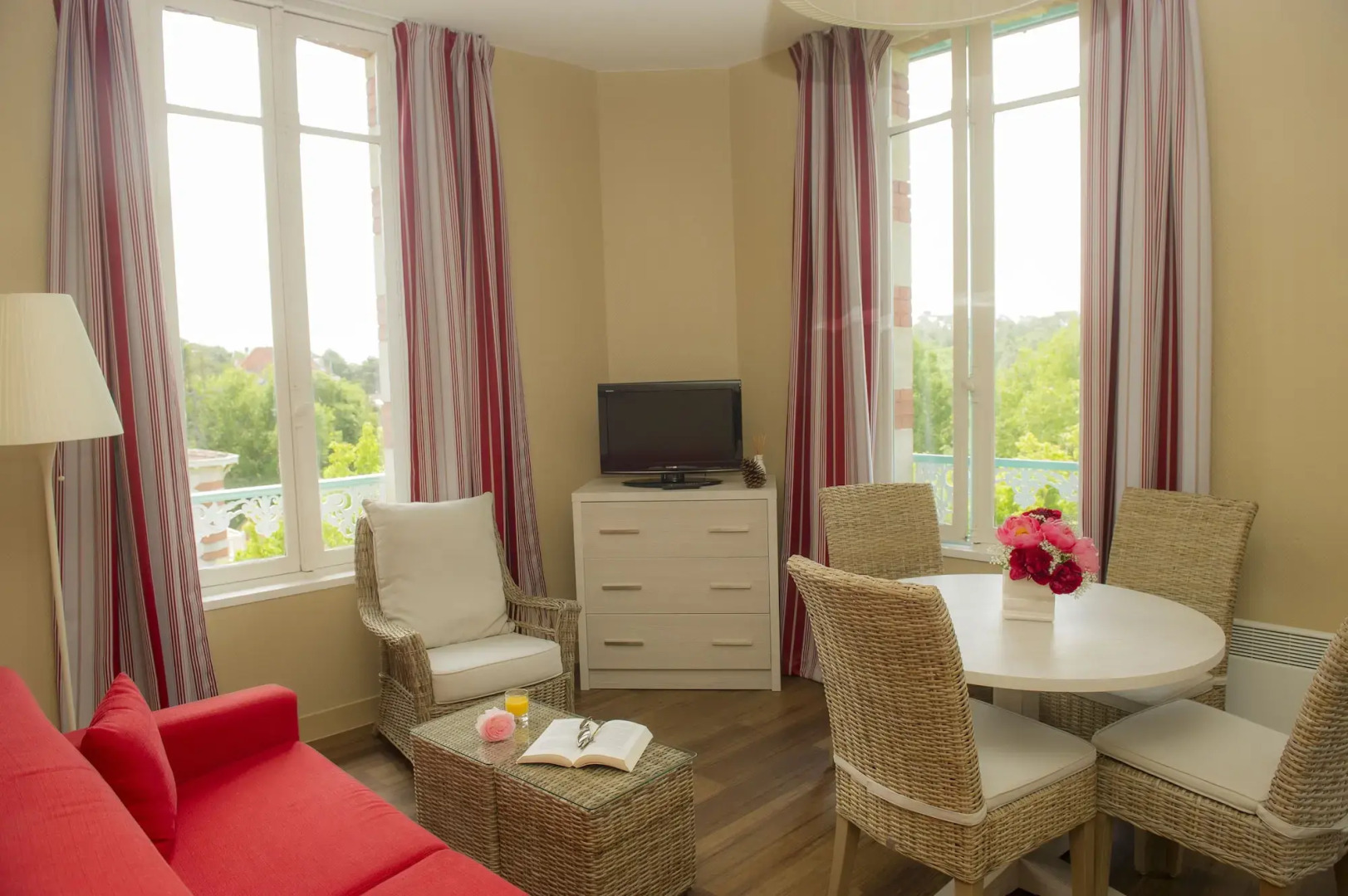 Résidence de Tourisme Vacances Bleues Villa Régina