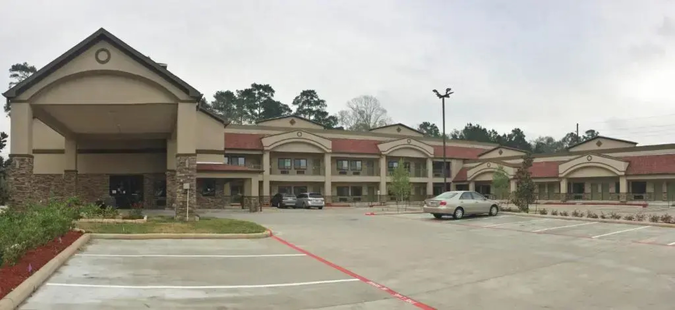 Scottish Inn & Suites