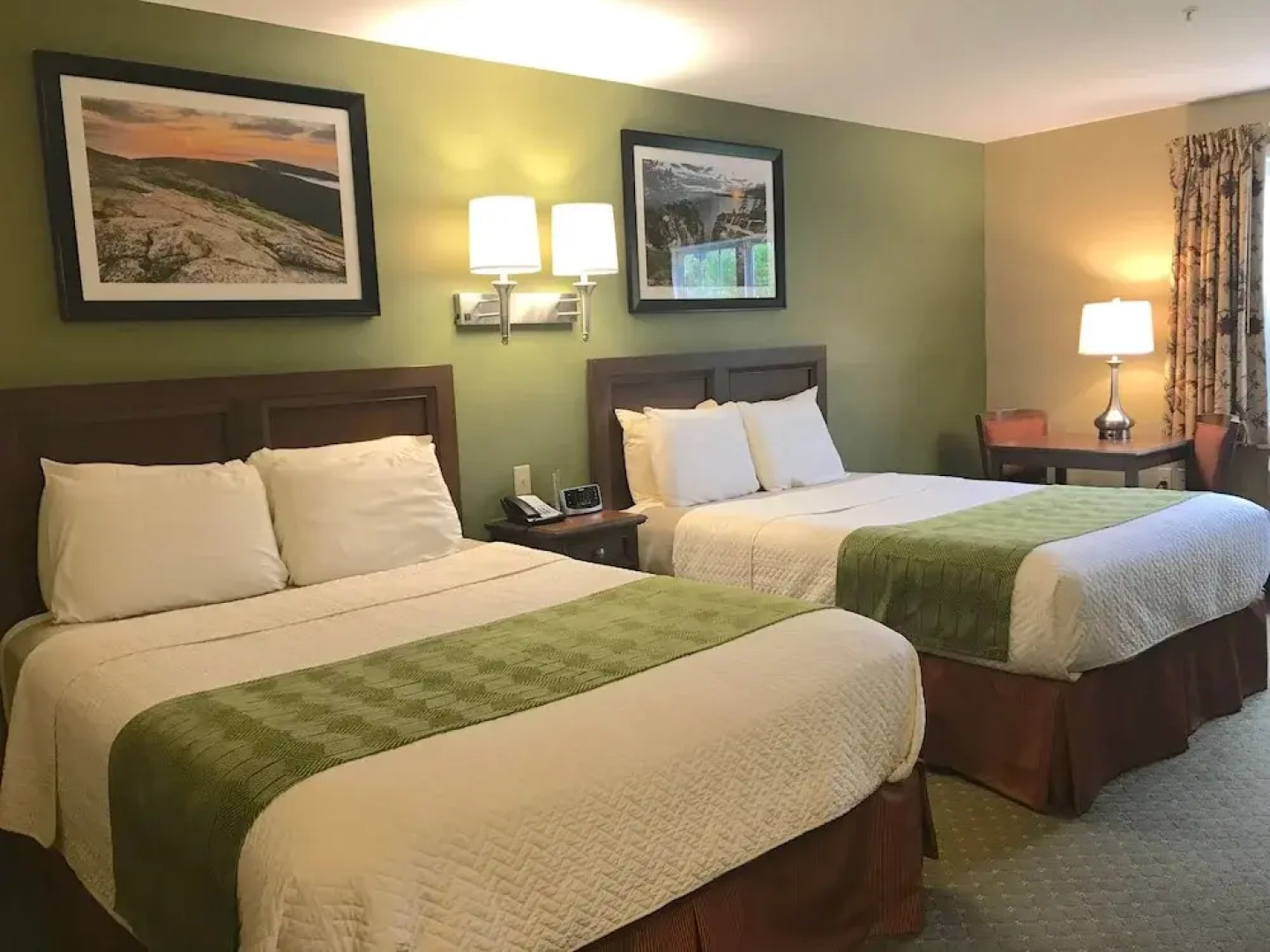 Acadia Inn