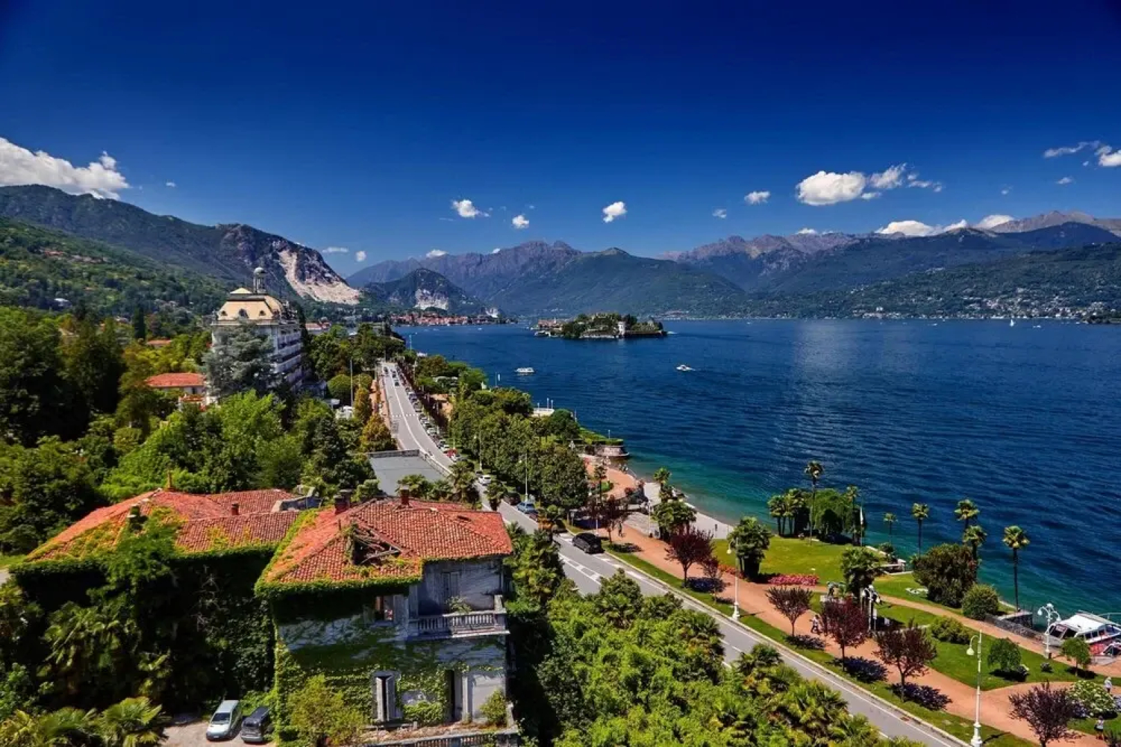 Villa Al Golfo Pool and View