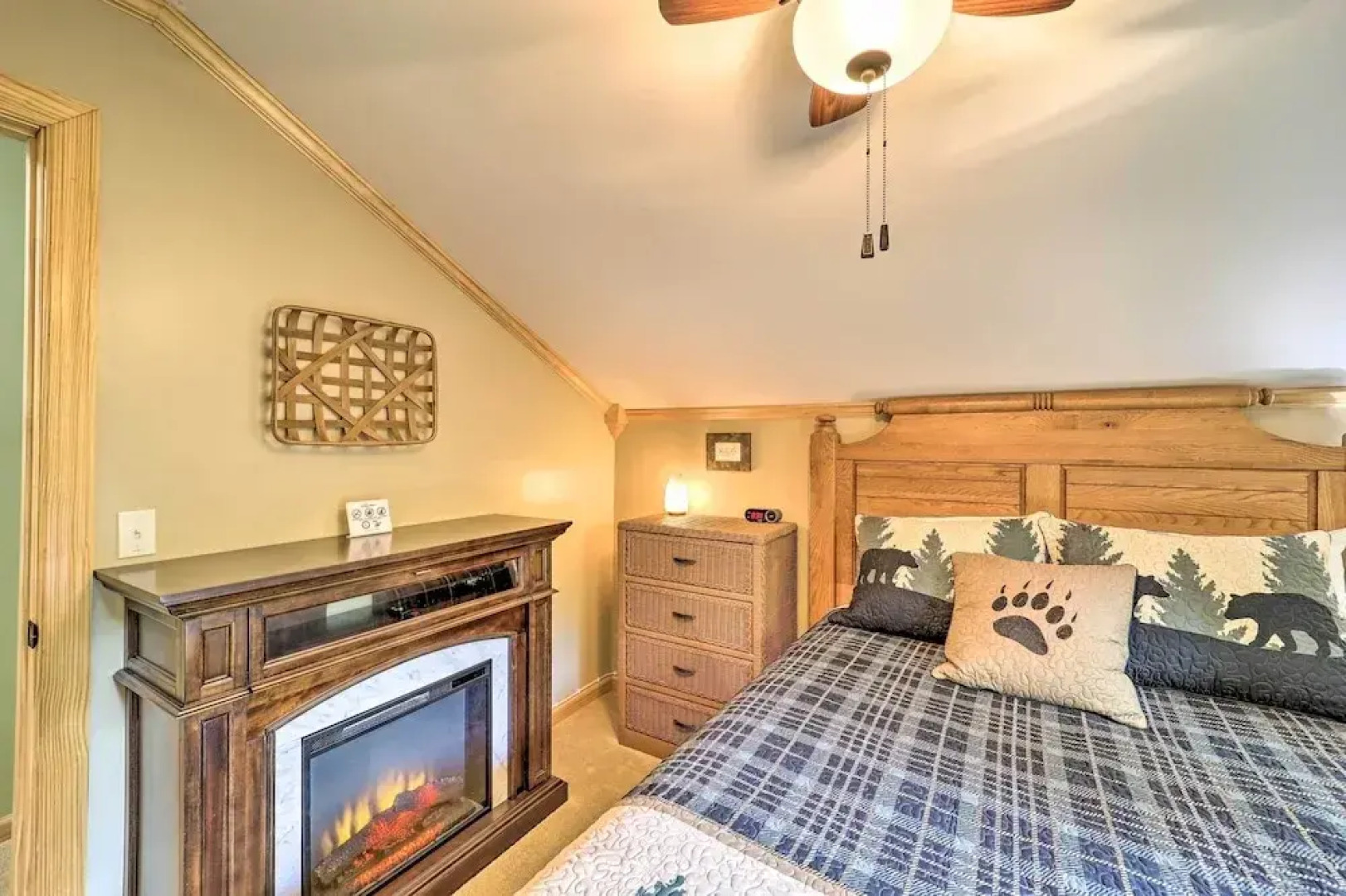 10 Mi to Grandfather Mountain: 'wolfe Creek Cabin'