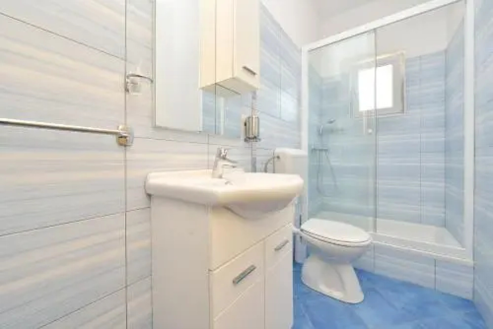 Apartments Nika & Karla