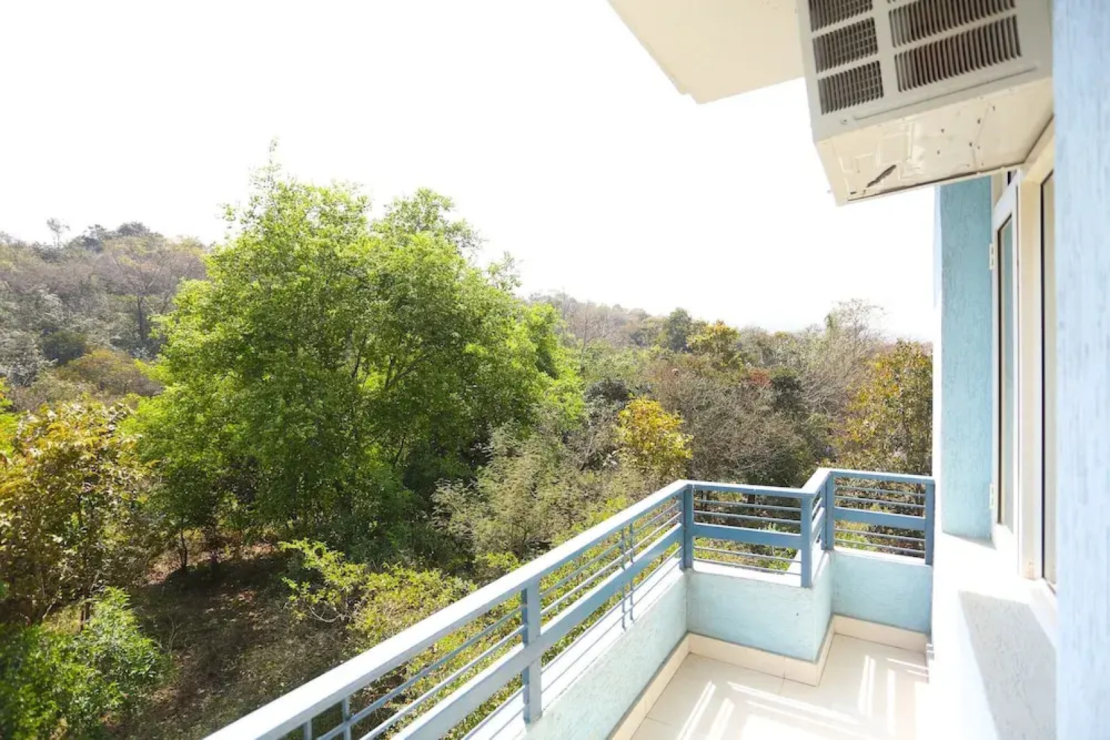 OYO 35823 Hotel Blumango