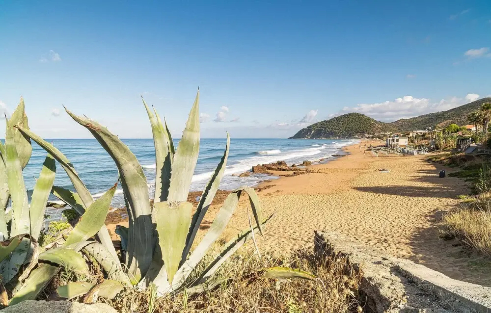 Nice Home in Laureana Cilento With 3 Bedrooms, Wifi and Jacuzzi