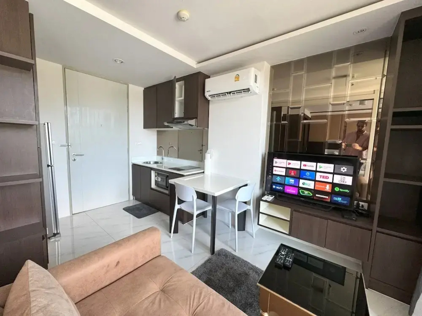 Aristo Surin by Lofty