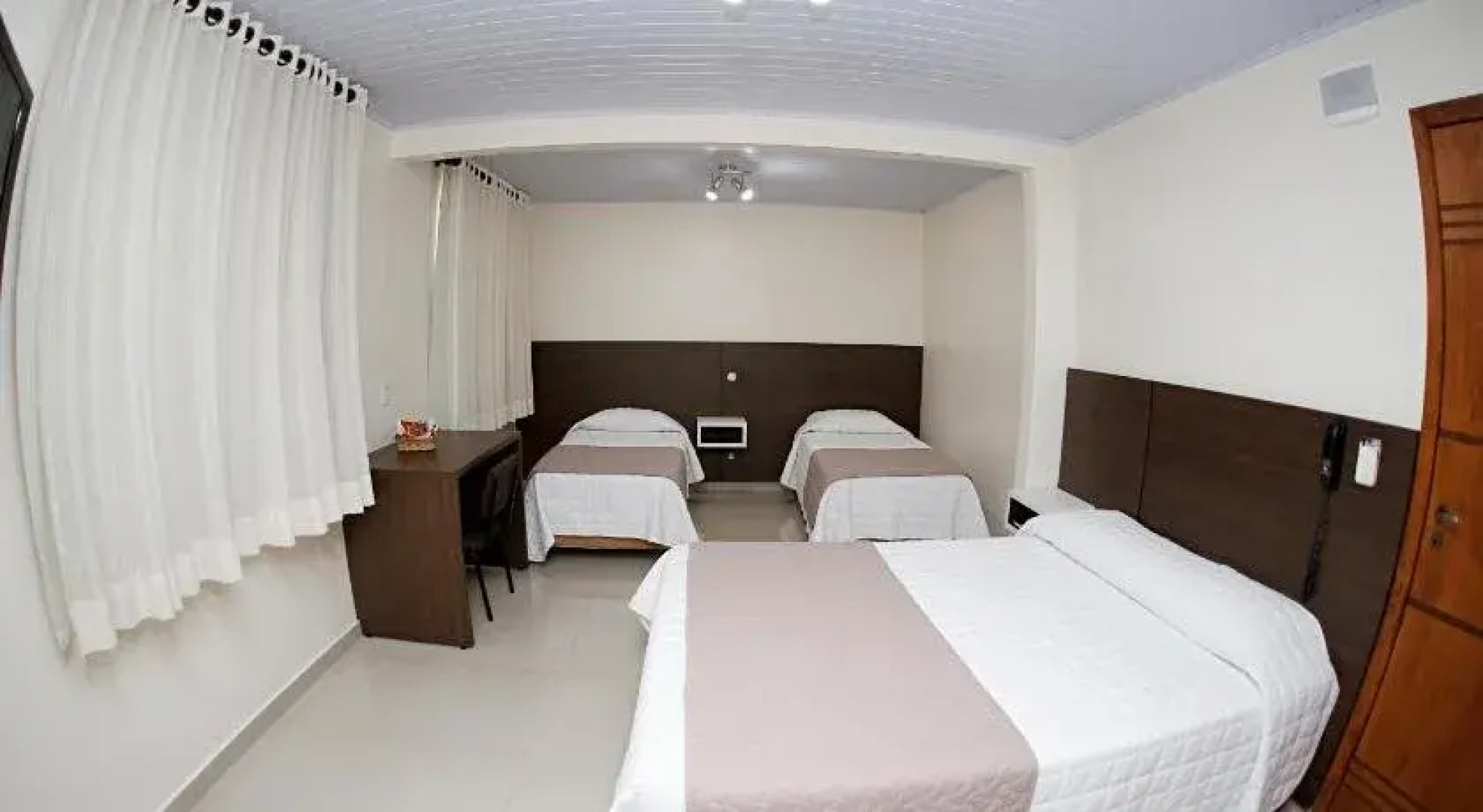 Luz Hotel Pato Branco