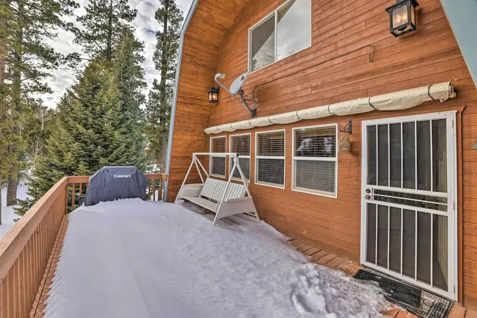 Duck Creek Village Cabin: Ski, Hike & Fish!