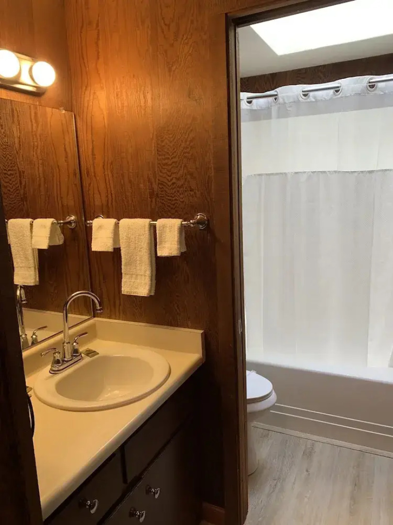 Alta Sierra Village Inn