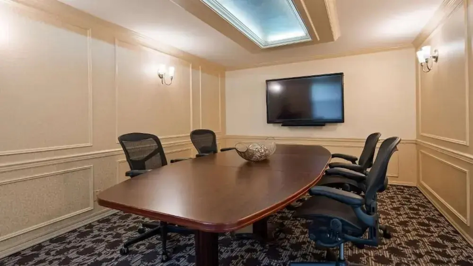 Wingate By Wyndham Bellingham Heritage Inn