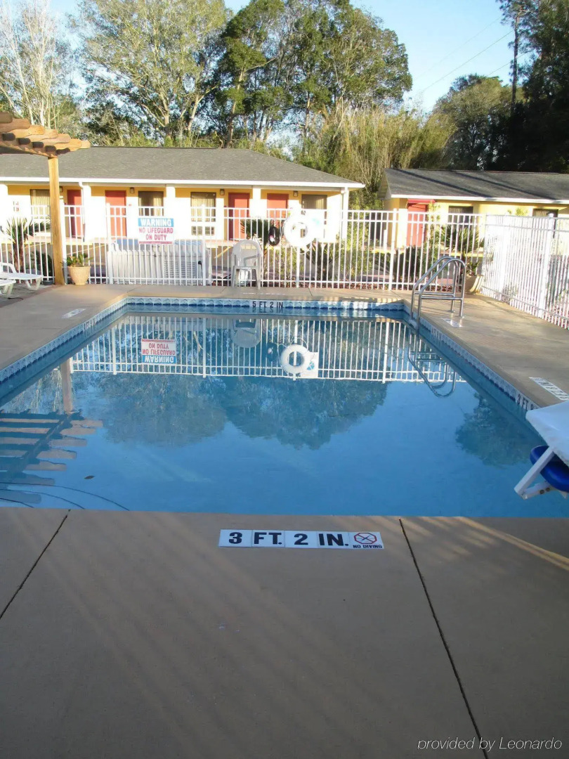 Americas Best Value Inn Starke