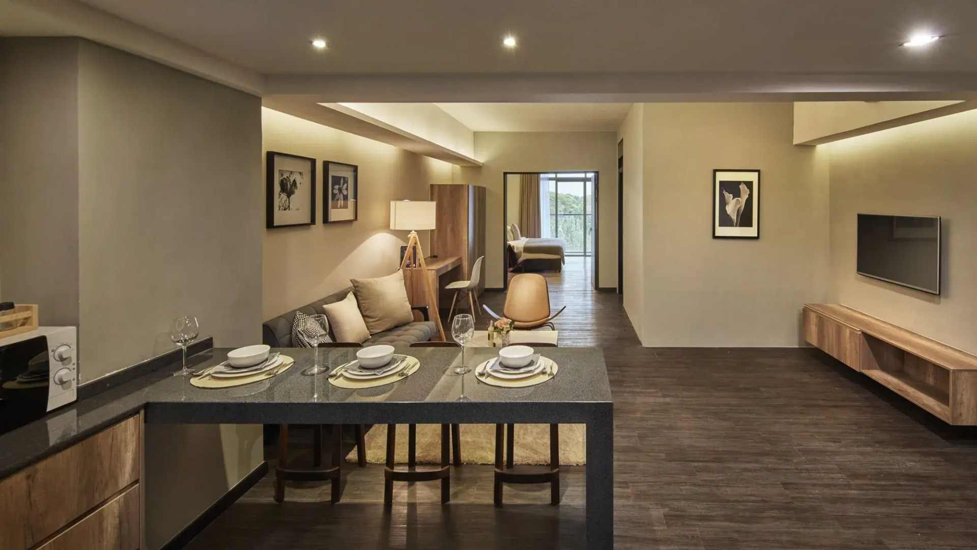 Tropics Eight Suites