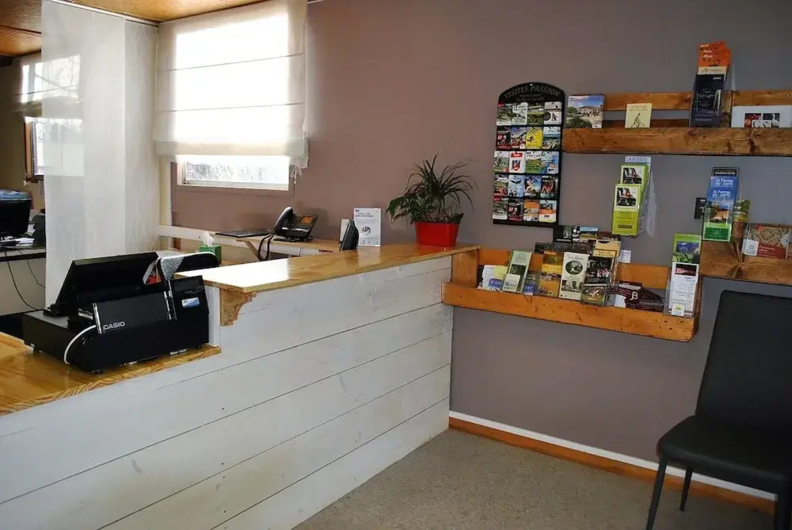 Camping Les Lacs de Courtes - Chalets