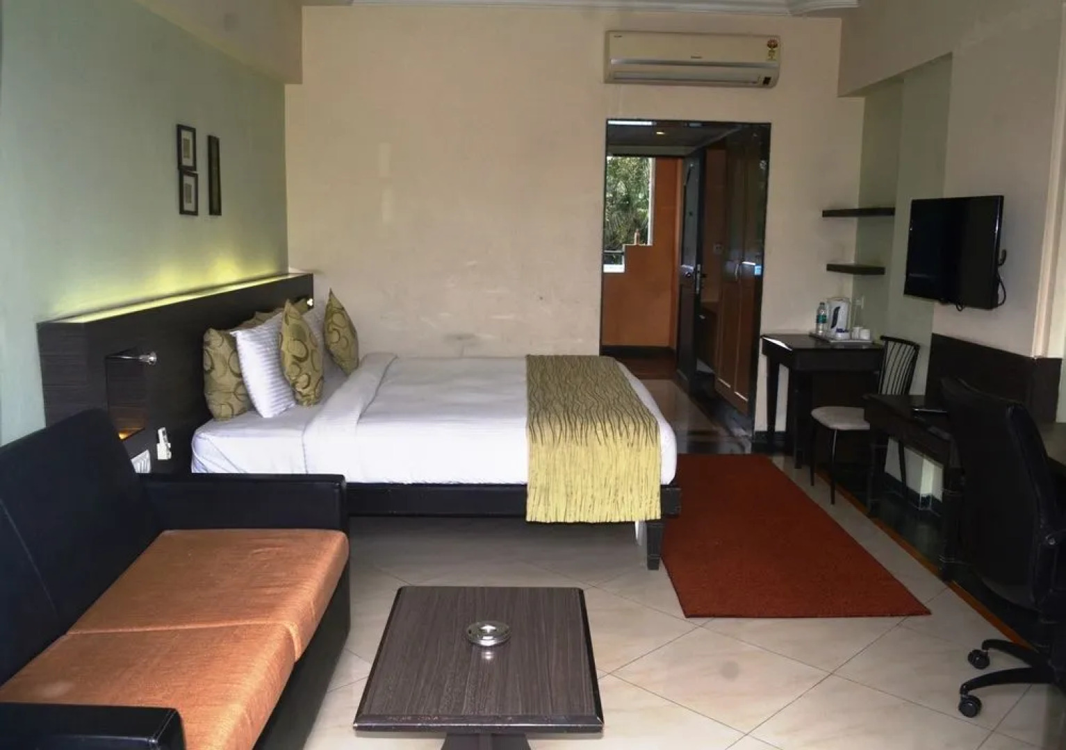 United 21 Retreat, Lonavala