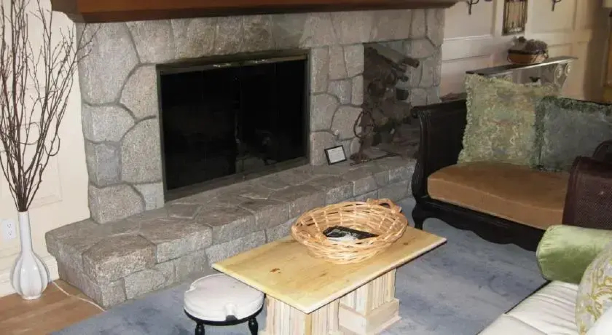 North Shore Road House