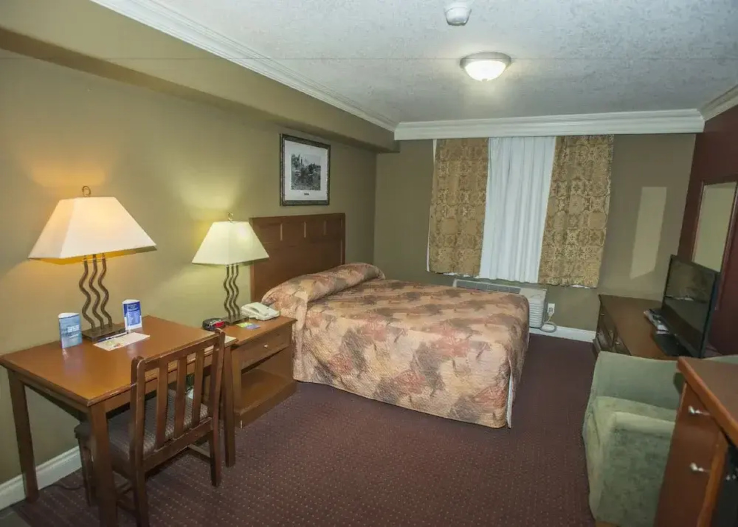 Lakeview Inns & Suites - Edson Airport
