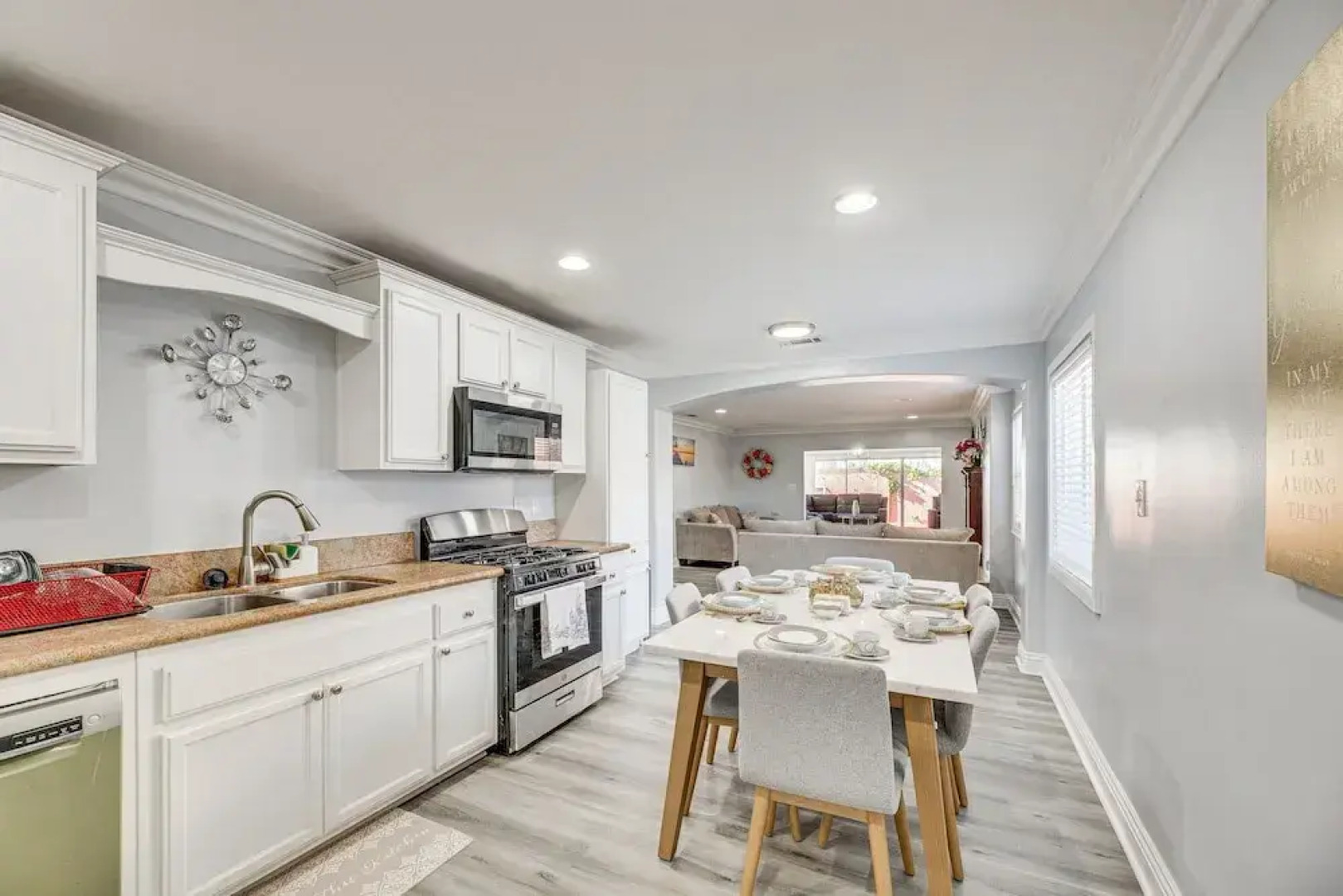 South Central Los Angeles Home w/ Patio