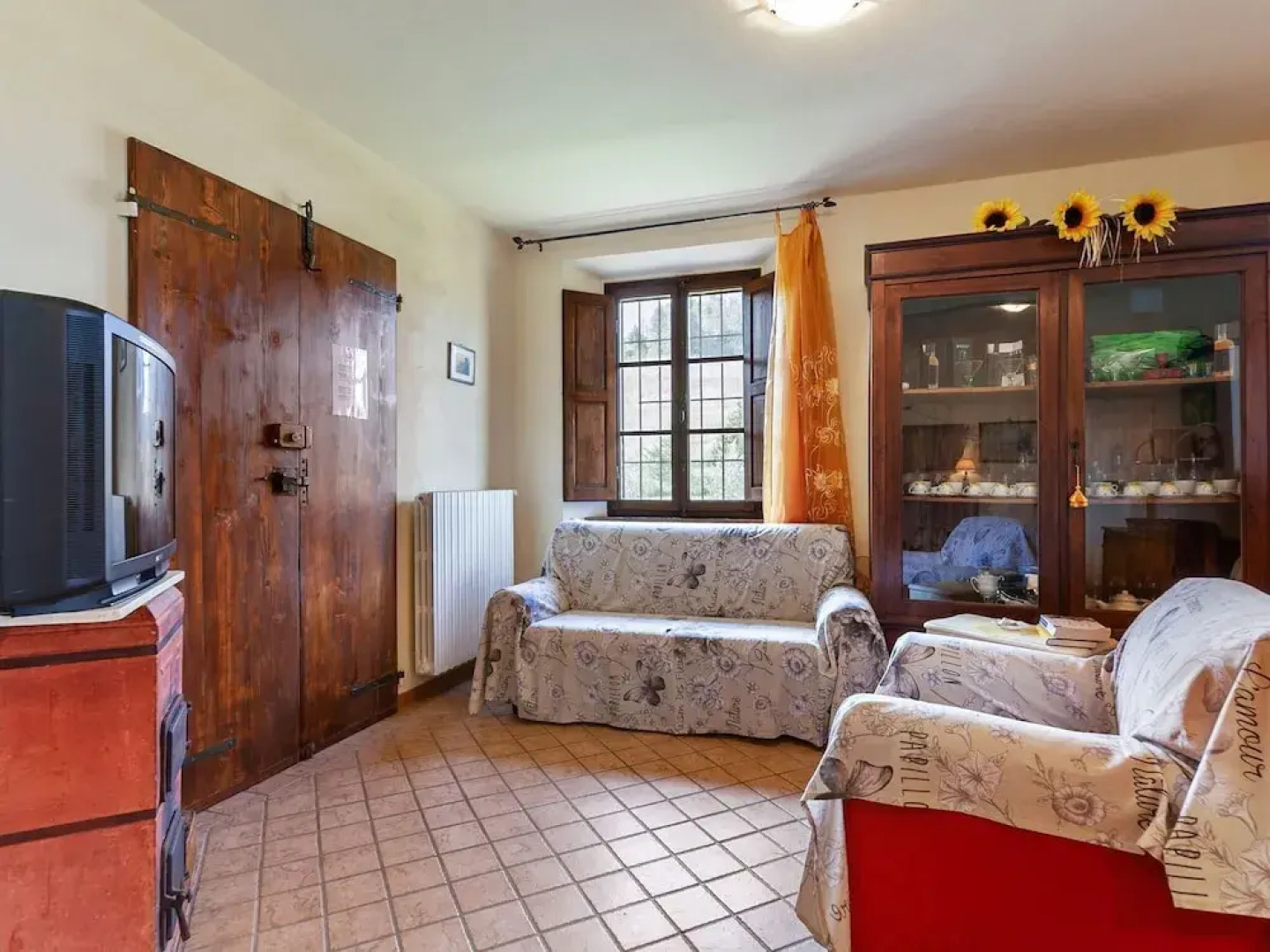 Scenic Holiday Home in Chianni With Swimming Pool