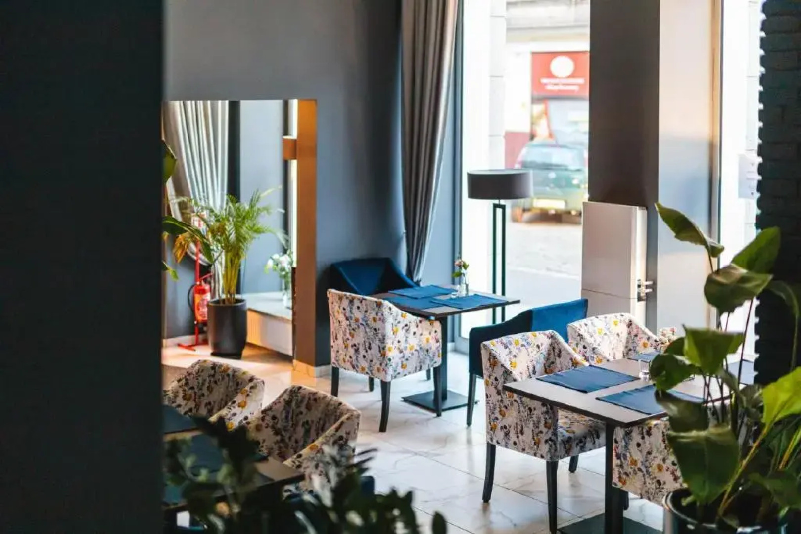 No1 Bed & Breakfast Lounge