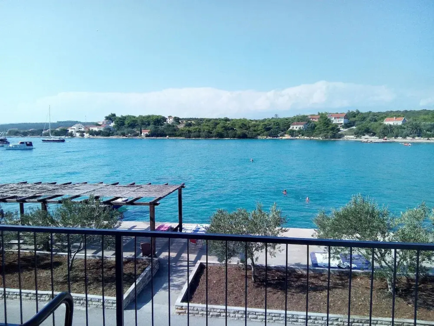 Sea Turtle Apartments