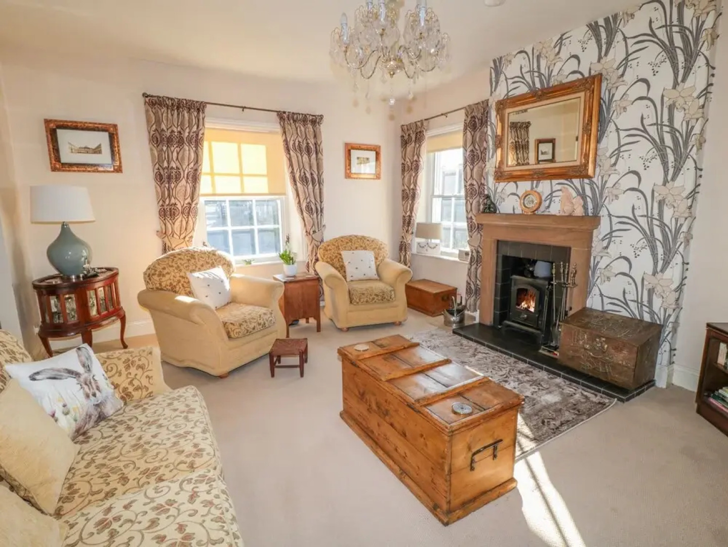 Apartment 7, Sneaton Hall