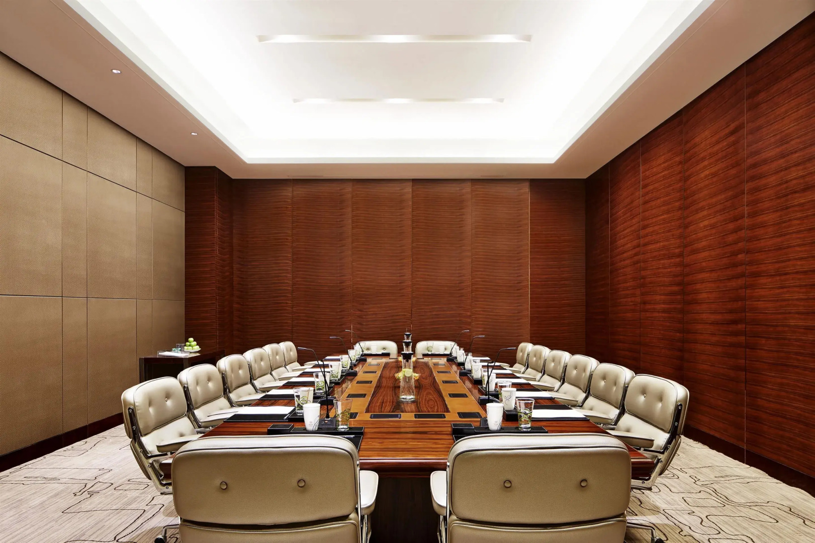 Sheraton Grand Zhengzhou Hotel