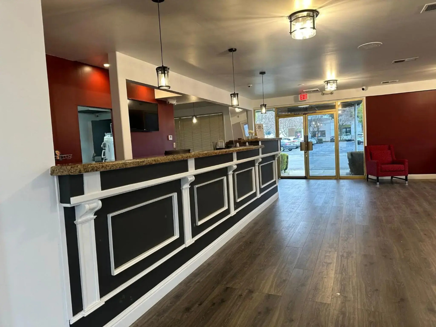 HomeTowne Studios by Red Roof Yuba City Bonanza – Marysville