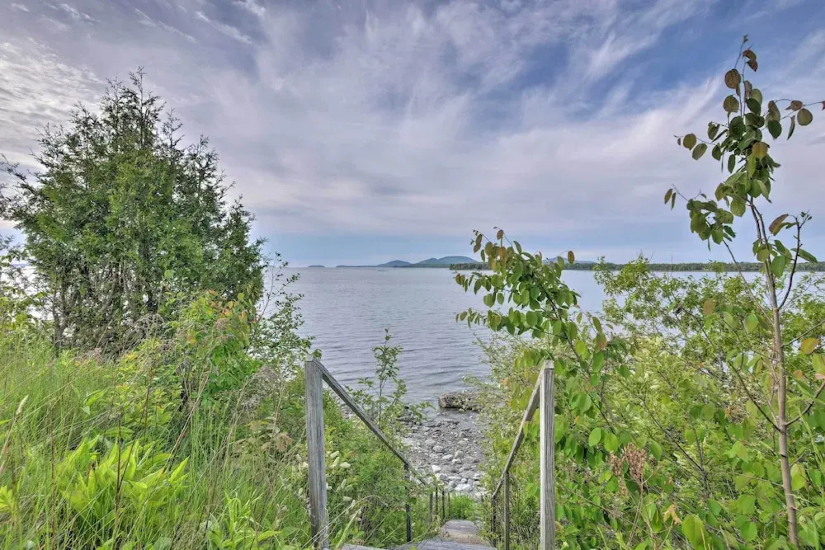 Waterfront Cottage - 17 Mi to Acadia Ntnl Pk!